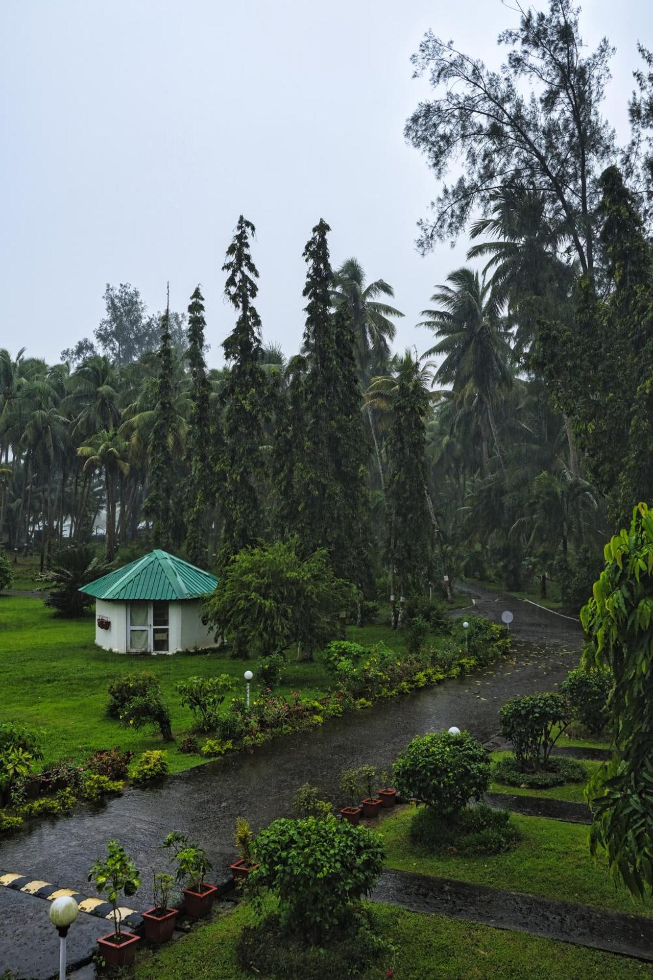 เพียร์เลส รีสอร์ต พอร์ตแบลร์ Hotel Shadipur ภายนอก รูปภาพ